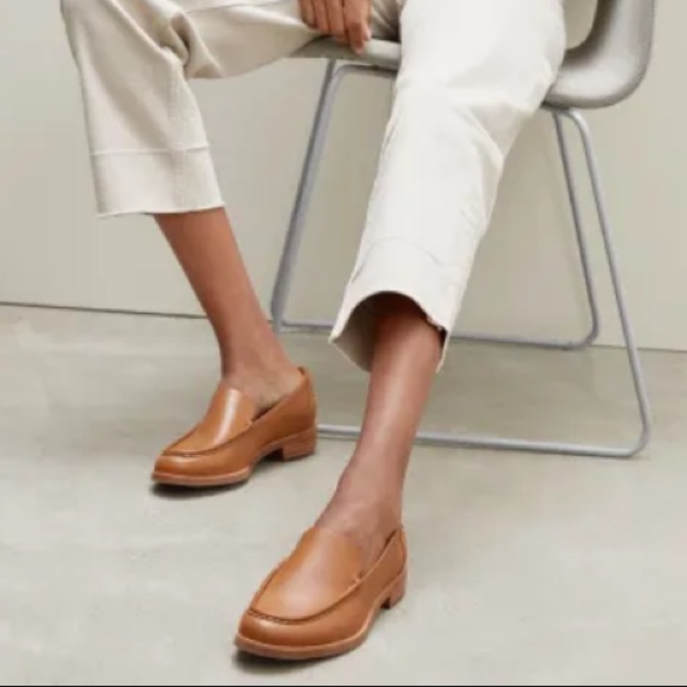 Everlane The Modern Loafer in Camel